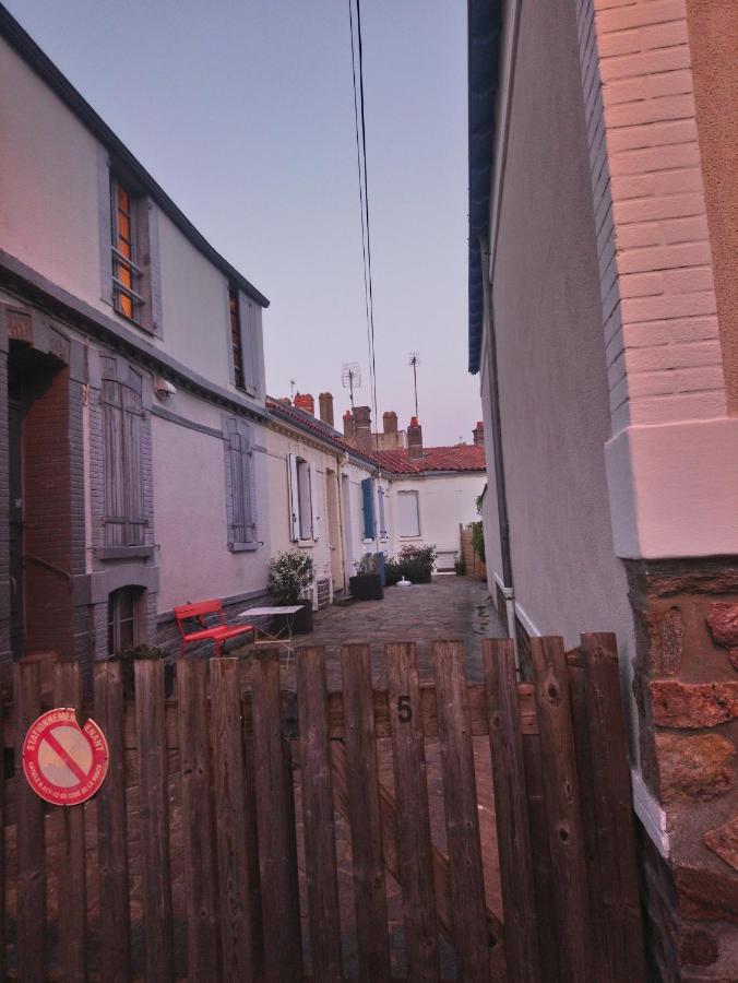A 200M De La Plage, Charmante Petite Maison De Ville Les Sables-dʼOlonne Dış mekan fotoğraf